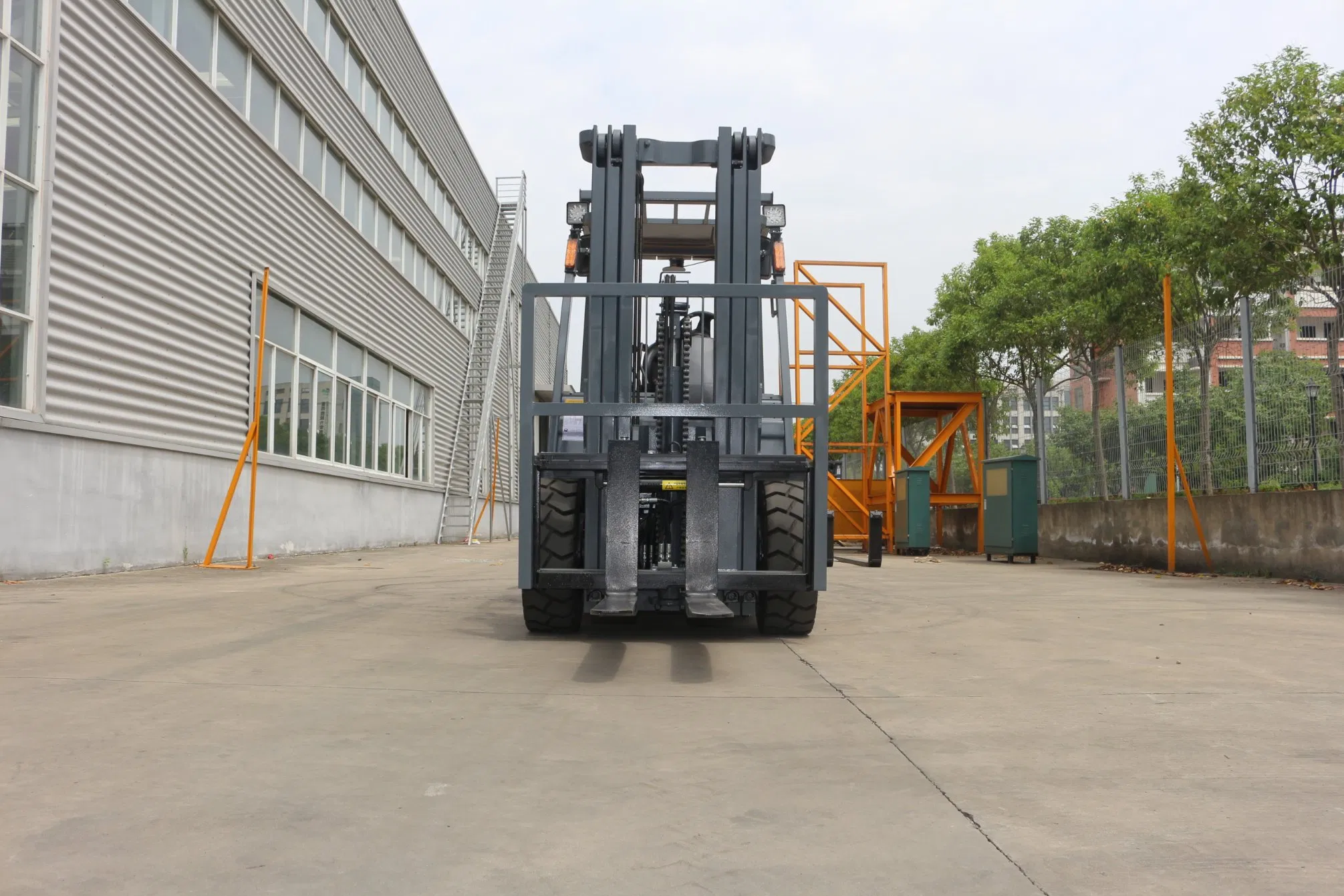 2ton 3ton 3.5ton Ton Diesel Forklift Truck - Heavy-Duty Industrial Lifter for Ports, Warehouses &amp; Construction Sites