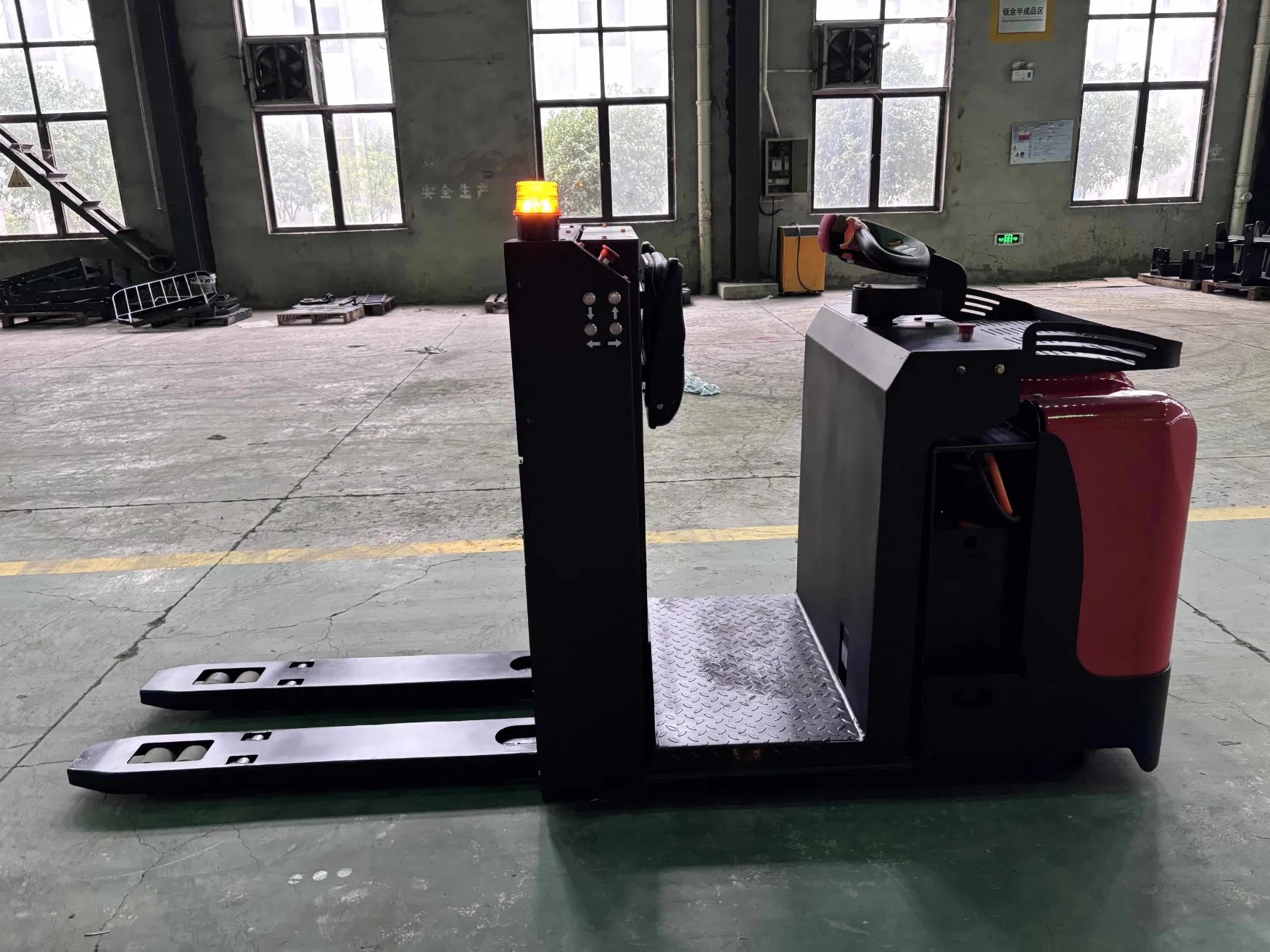 Factory 2t 3t Low Level Standing Type Electric Forklift Order Picker with 210ah Large Battery with Good Price