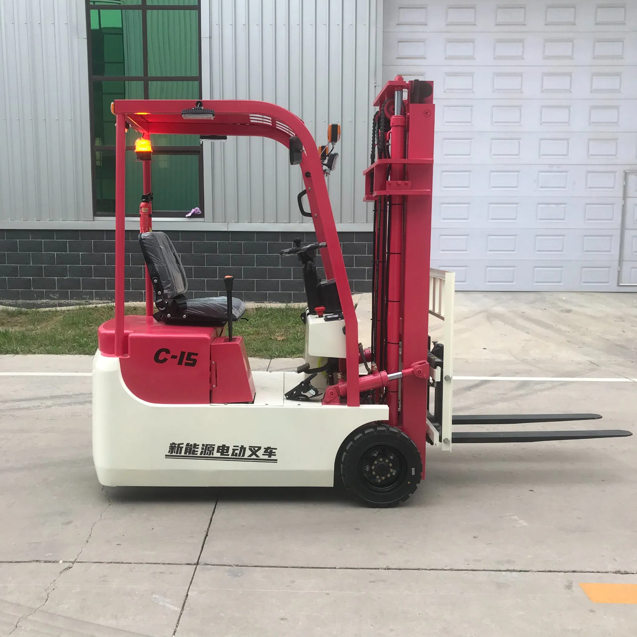 Three-Wheel Counterbalanced Forklift Truck Narrow Aisle Mini Personal Use Easy-to-Operate Electric Forklift