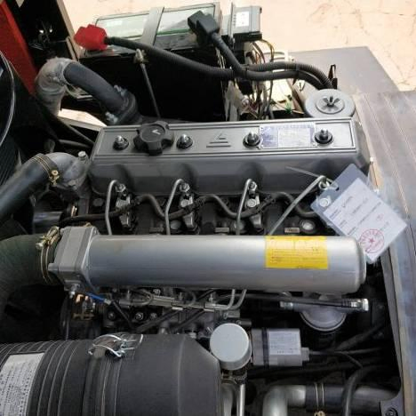 2.5 3 4 5 7 10ton Counterbalance Diesel Engine Side Shifter Xinchai490 Mini Forklift Automatic Transmission Rough Terrain Forklift with CE