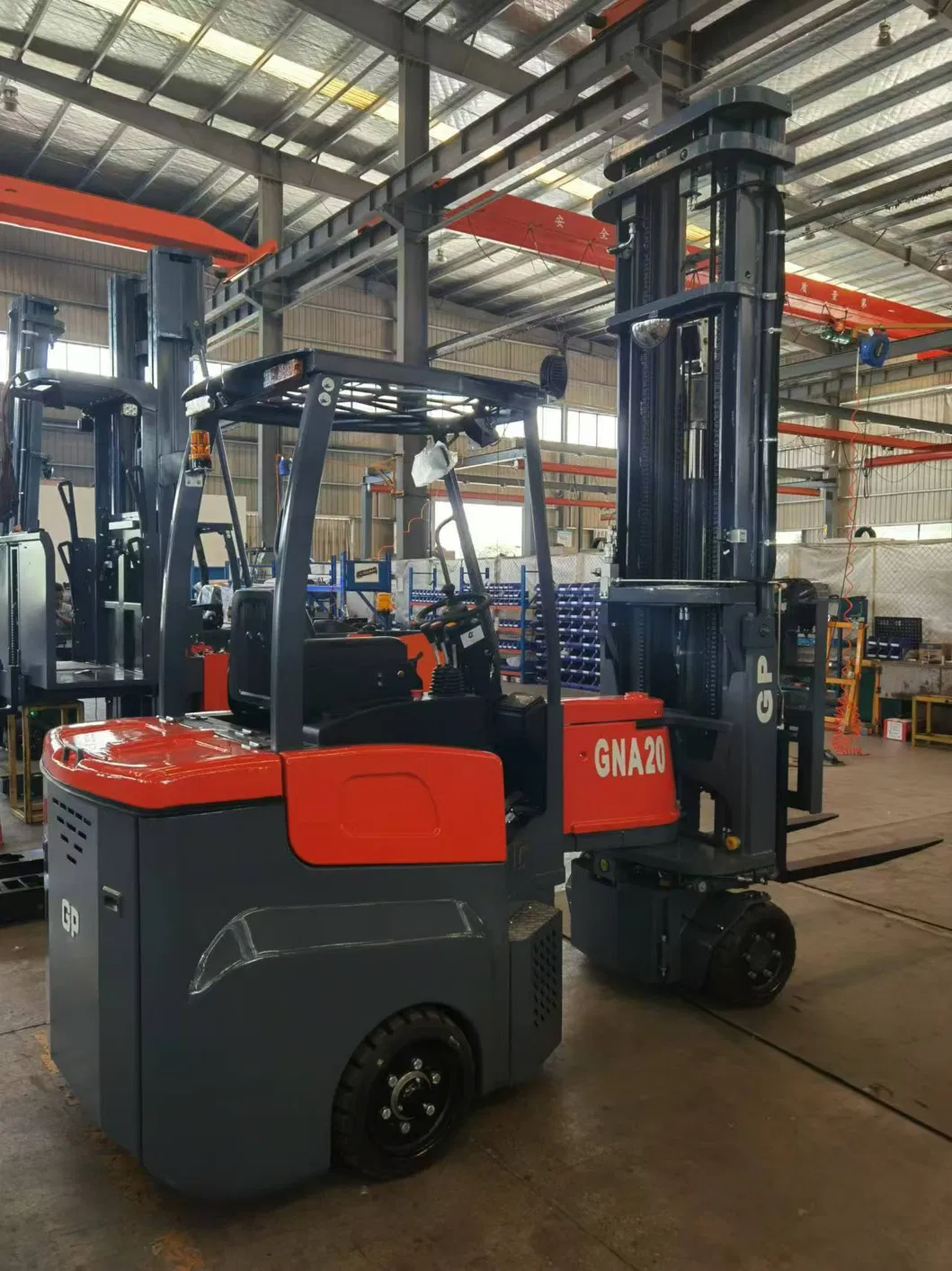 Articulated Forklift Operation