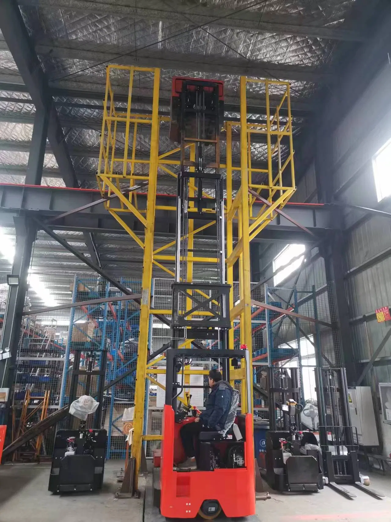 Reach Trucks for Indoor and Outdoor Use High Reach Forklifts Order Pickers