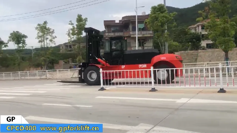 Heavy Duty Forklift 3