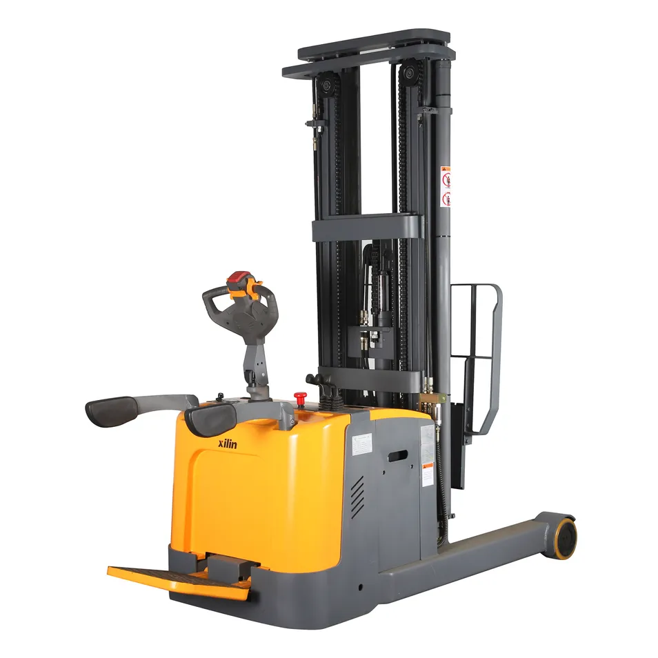 Counterbalanced Reach Stacker