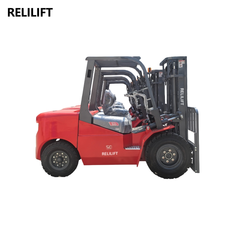 Heavy Duty Advanced Engineered Farmland Low Noise Durable Construction Counterbalance 5 Ton Diesel Forklift