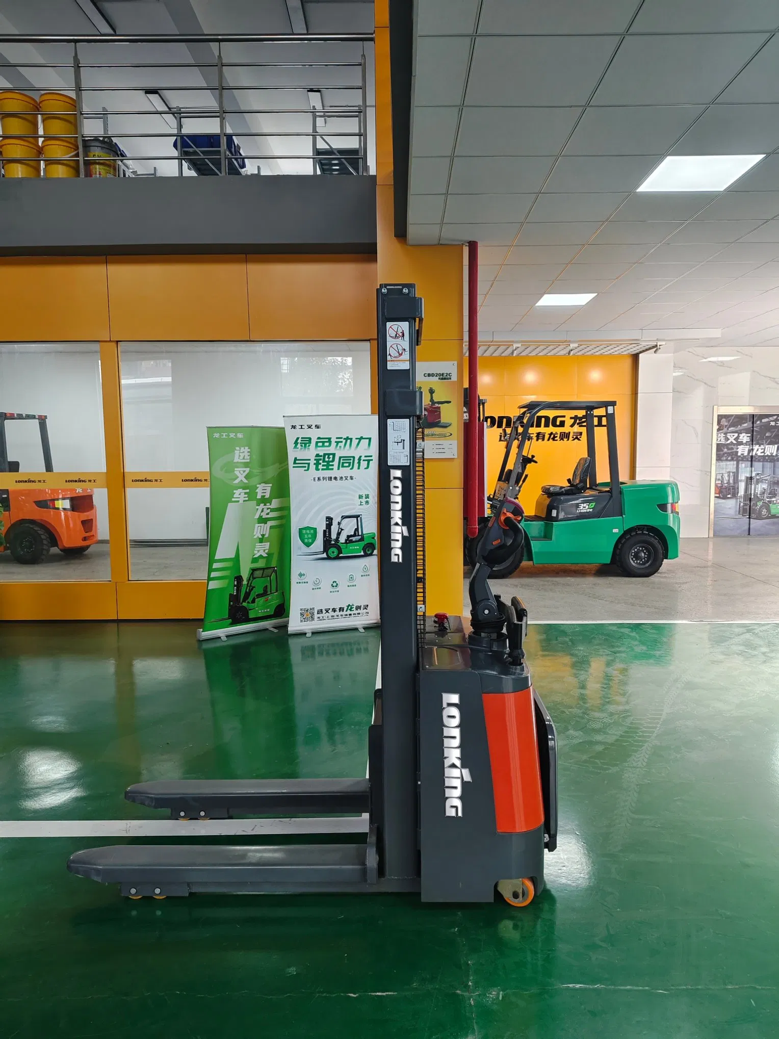OEM Custom Stand-on Electric Pallet Stacker 1.5t/2t/3t - Warehouse Truck