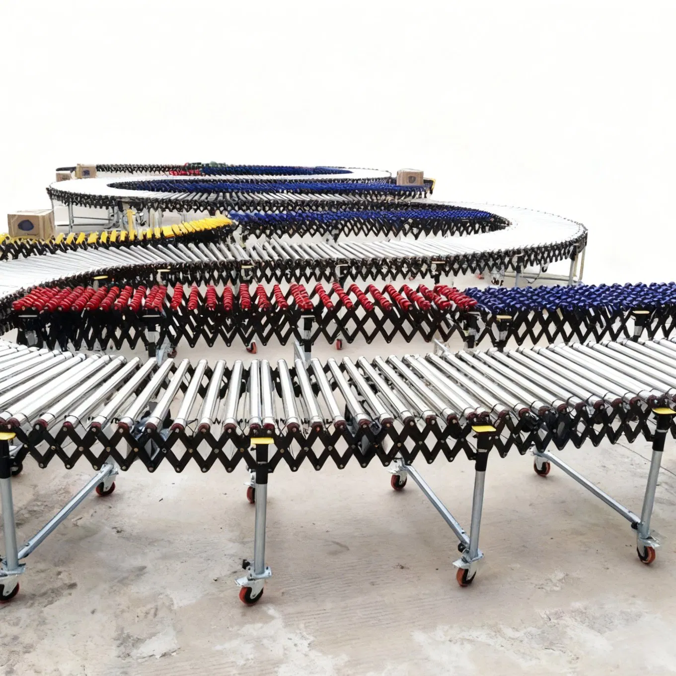 Powered Roller Conveyor System for Smart Warehouse Docks with Telescopic Reach