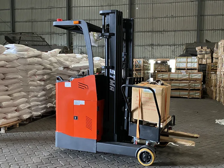 Electric Reach Truck 3