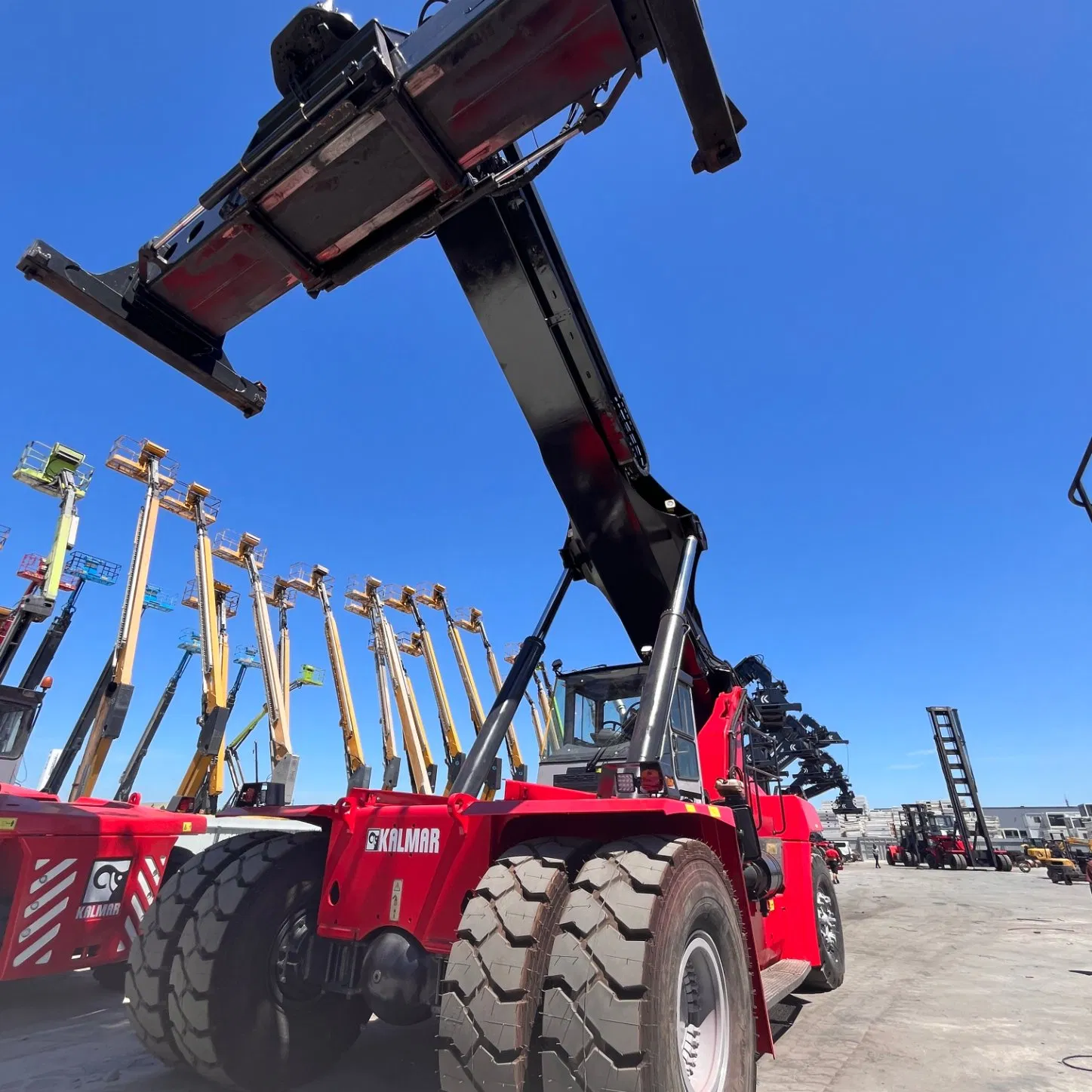 Used Kalmar Drt450 Reach Stacker with Five High Container Stacking