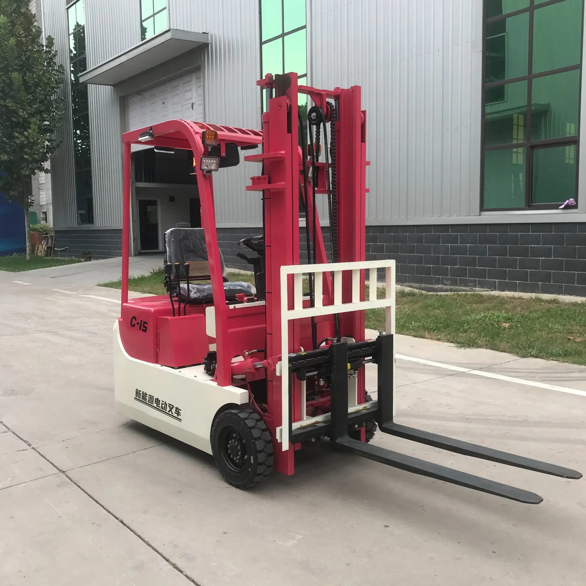 Three-Wheel Counterbalanced Forklift Truck Narrow Aisle Mini Personal Use Easy-to-Operate Electric Forklift