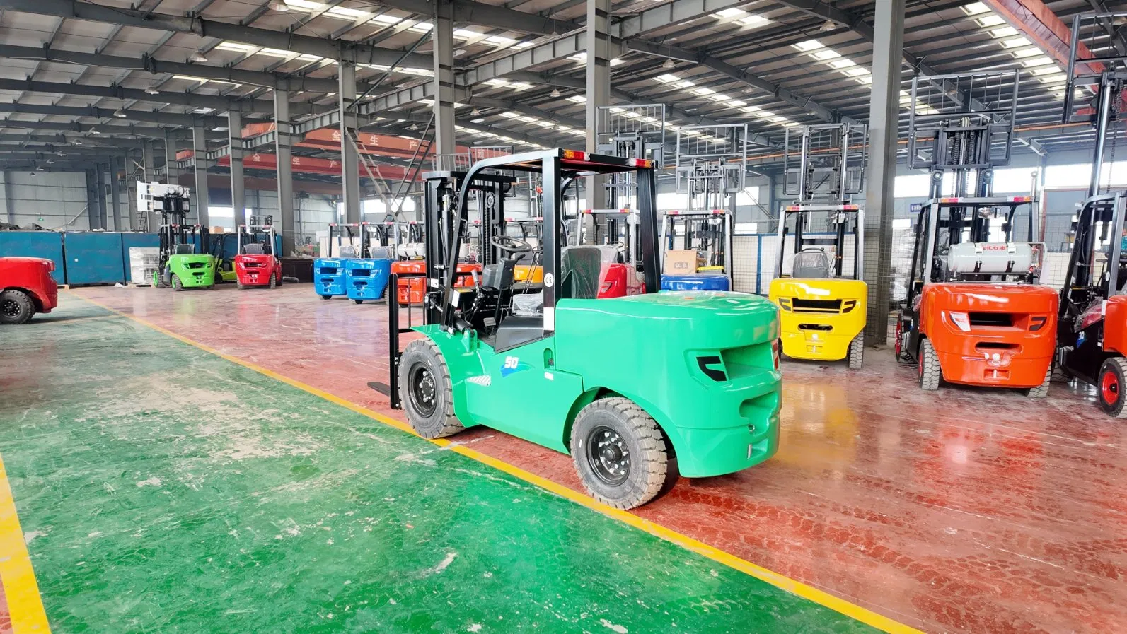 Energy Saving Lithium Ion Battery Powered Electric Forklift with Fast Charging and Maintenance Free Design for Warehouse and Distribution Center Use