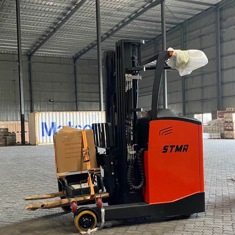 Stma 48V 2000kg 2tn Electric Reach Truck Lift Standing Forklift Stacker in Warehouse Narrow Aisle
