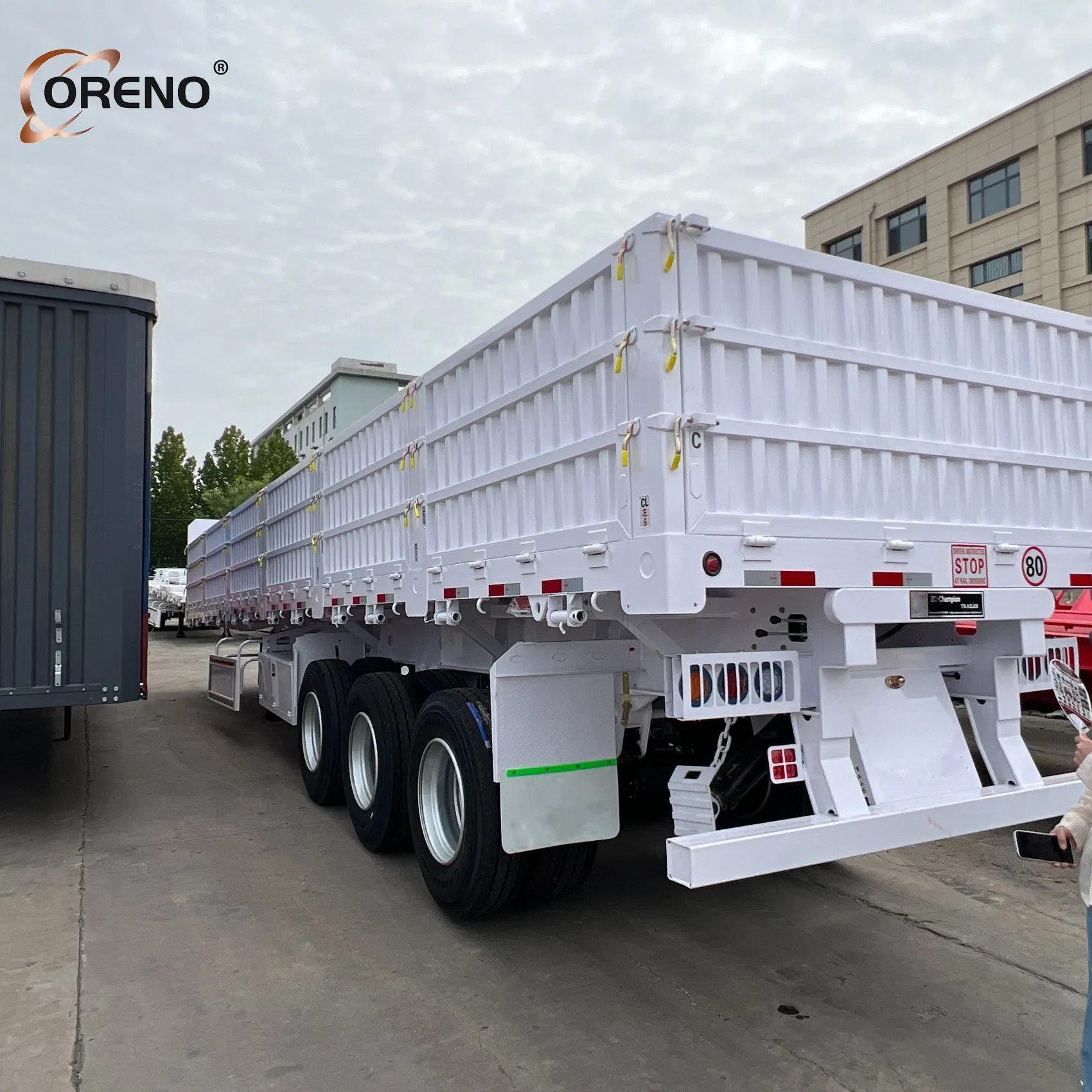Factory 1.6m 1.8m 2m 2.2m Animal Transport 40-100t 3 Axles Sidewall Livestock/ Animal/Livestock/Beer Transportfence Semi Trailer
