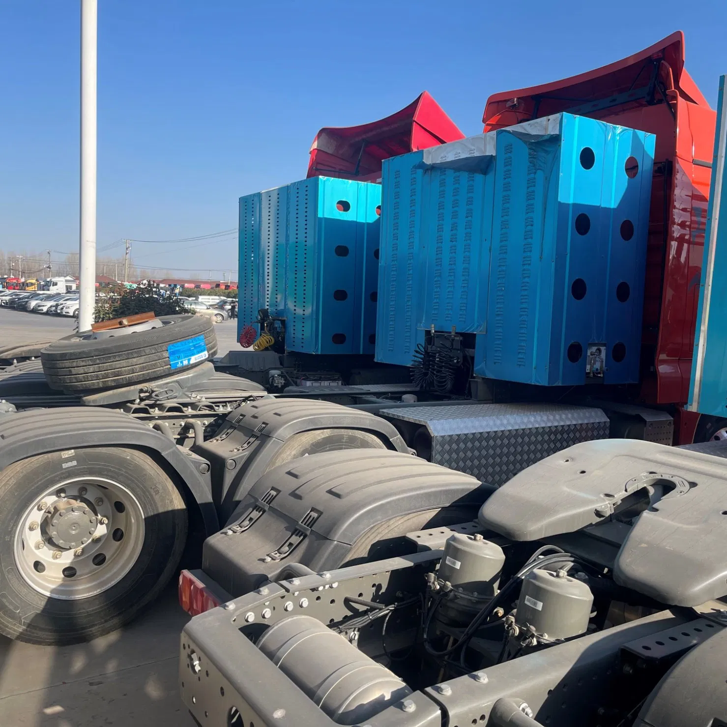 Used Diesel 6X4 Trailer Truck Head Sinotruk HOWO FAW Tractor Truck Price in Pakistan Second Hand Dump for Sale Lower Price Tractor Trailer Head