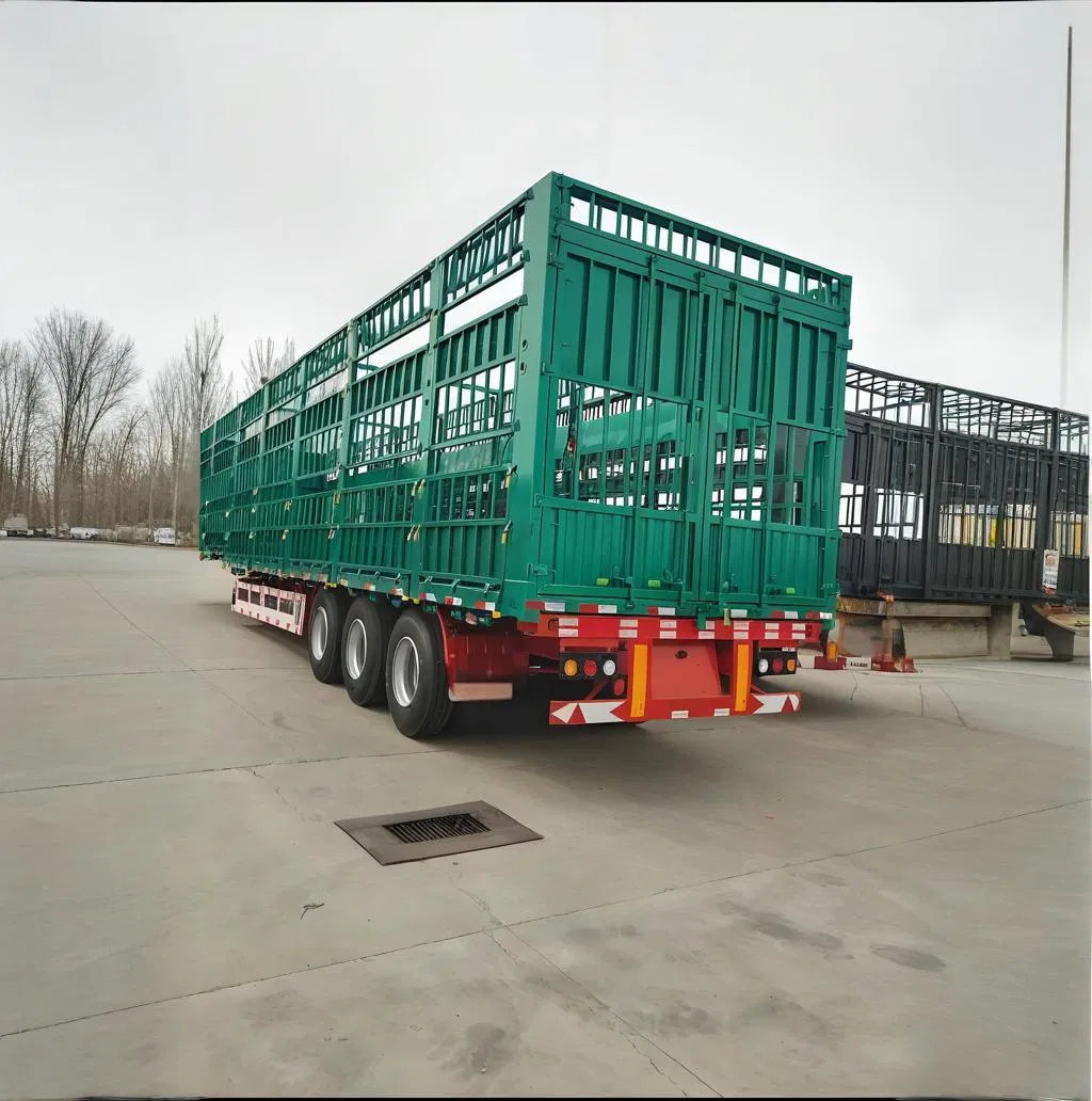 3 Axles Stake Fence Cargo Semi Trailer for Livestock/Cattle/Poultry Animal Transport