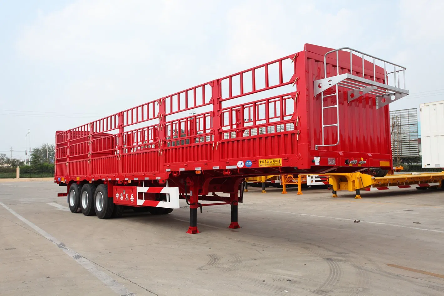 Vehicle Master 50 Ton 3 Axle Fence/Stake Truck Full Cargo Drop Side Wall Semi Trailer for Sales