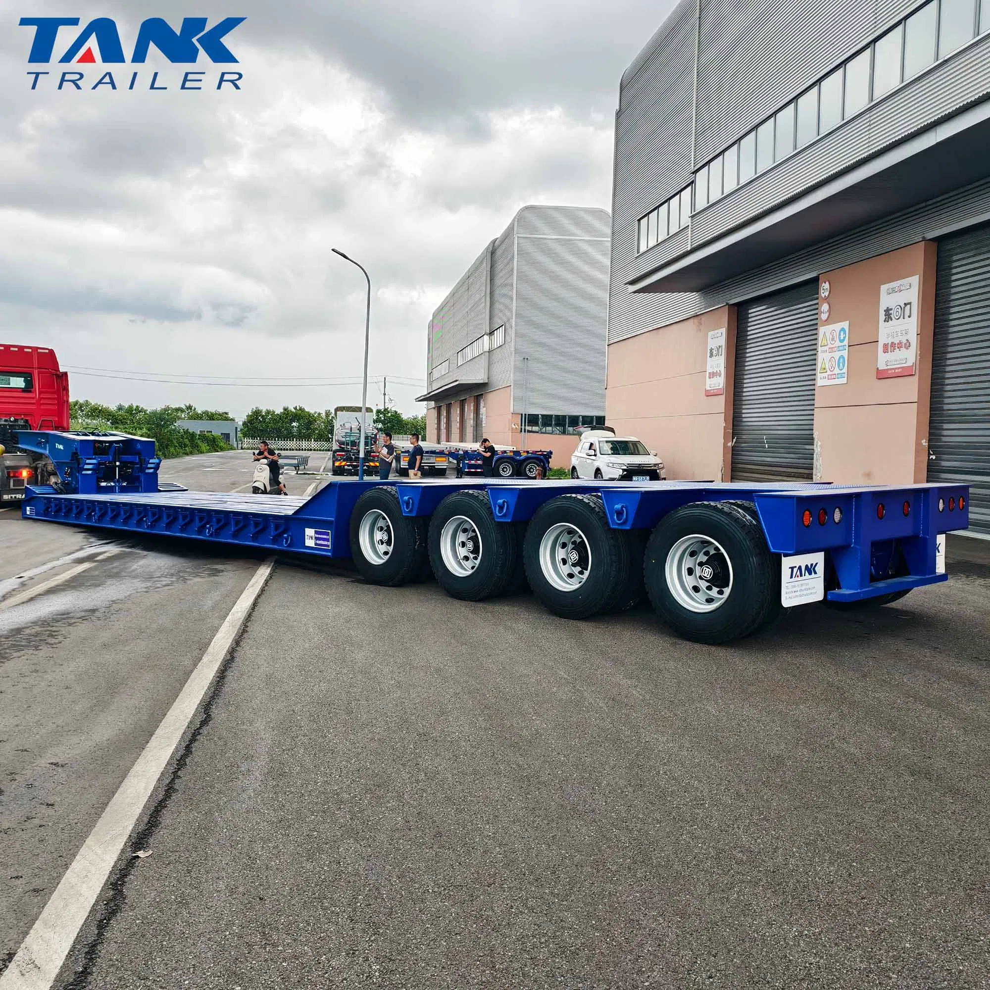 Heavy Duty 60ton/80ton/100ton 3/4/5 Axle Low Flatbed/Lowboy /Lowbed/Low Loader/Low-Bed Truck Semi Trailer with Hydraulic Ladder for Machinery Transport