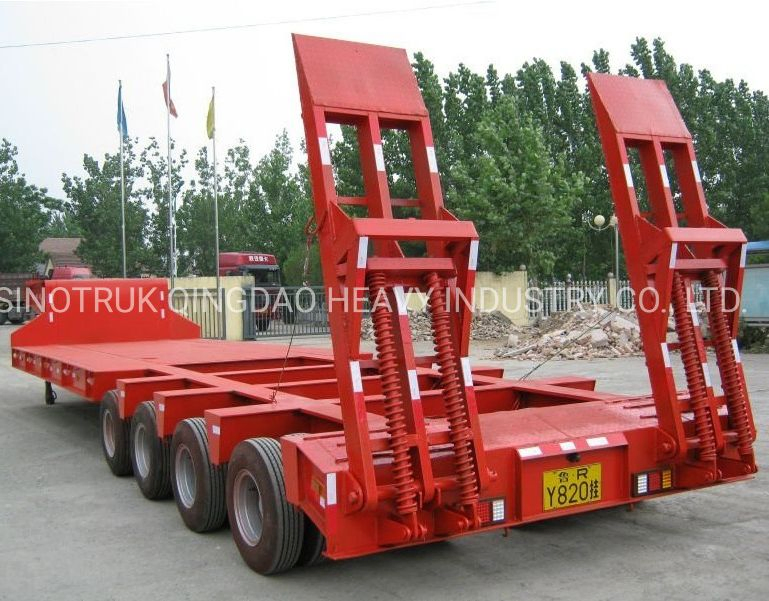 Manufacturers Sinotruk 4 Axle Lowboy Truck Low Loader Flatbed Low Bed Semi-Trailer Semi Trailer Transport Container Heavy Duty Cargo Truck Trailer for Equipment