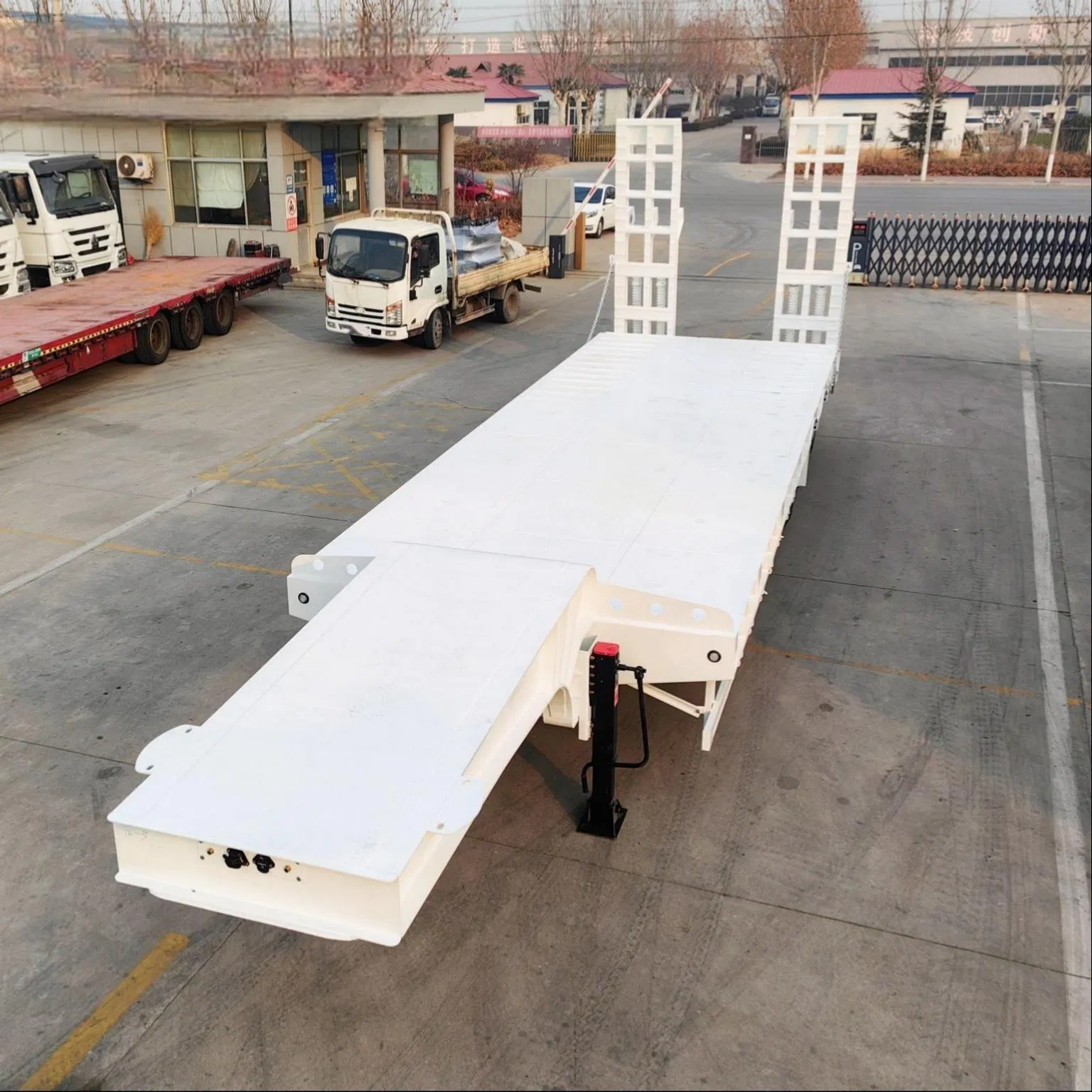 for Project Cargo Lowbed Semi Trailer Hydraulic Platform Trailer