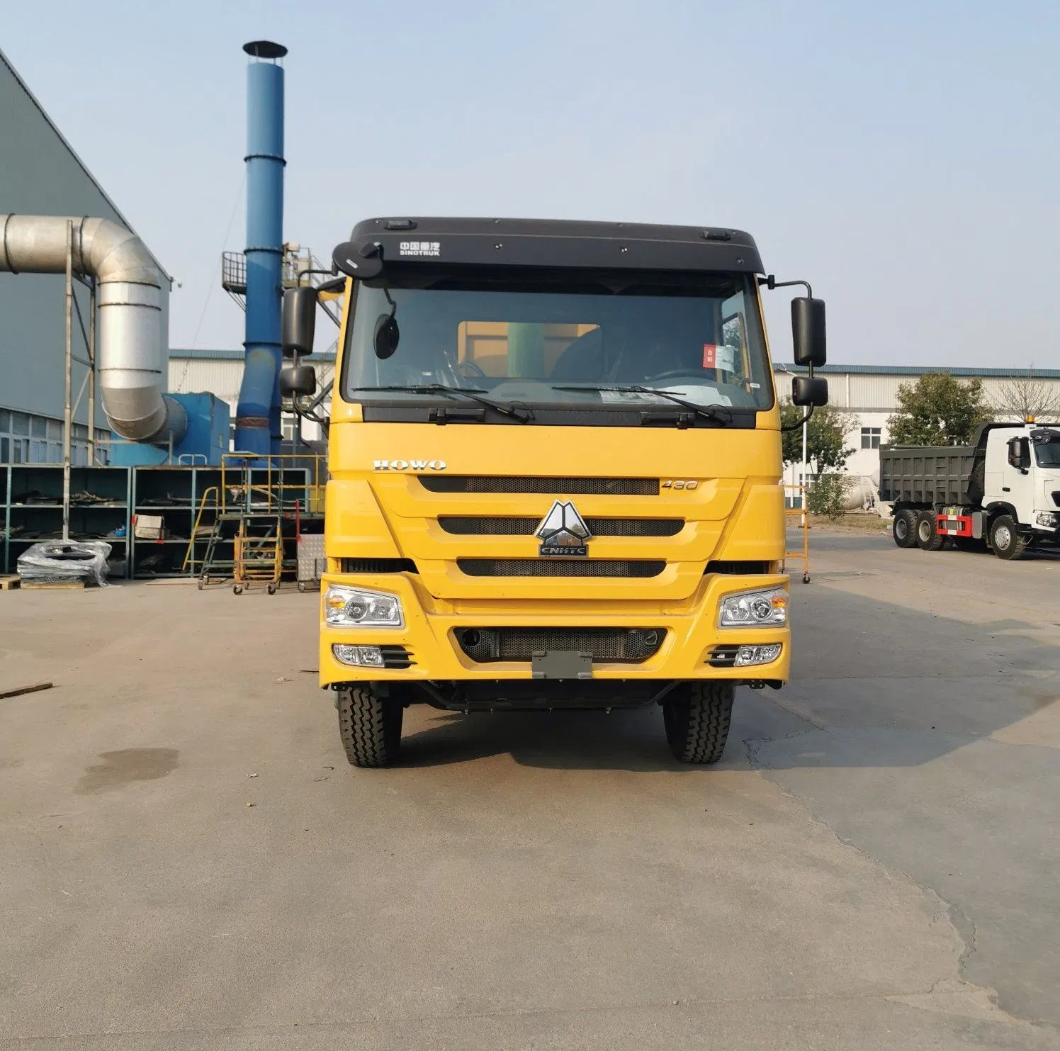 China New Sinotruk 6X4 8X4 371HP 10/12 Wheels Diesel LHD/Rhd 18-25cbm Heavy Duty Hydraulic Tipping Tipper Mine Dumper Dump Mining Transport Truck