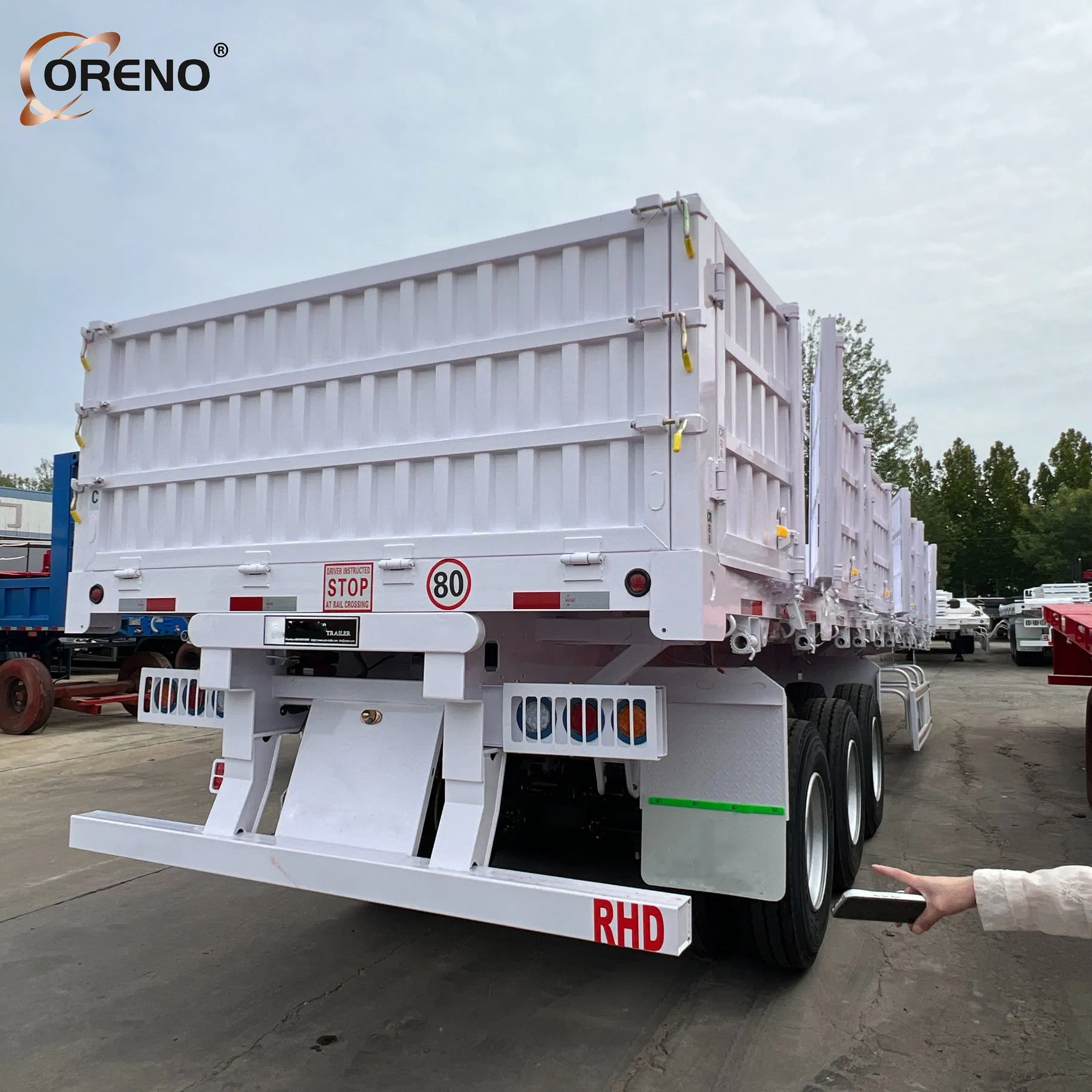 Factory 1.6m 1.8m 2m 2.2m Animal Transport 40-100t 3 Axles Sidewall Livestock/ Animal/Livestock/Beer Transportfence Semi Trailer