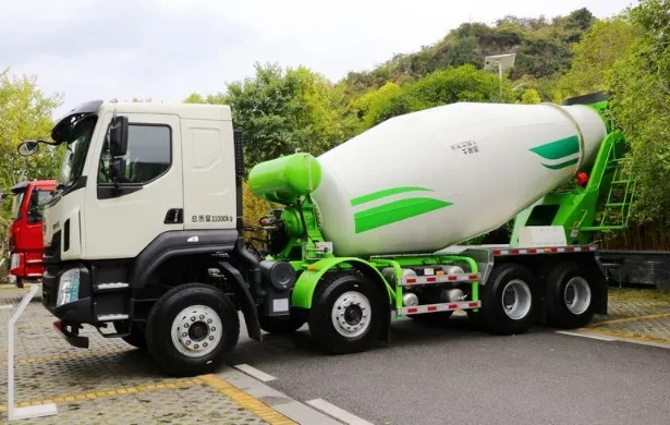 8x4 Mixer Truck