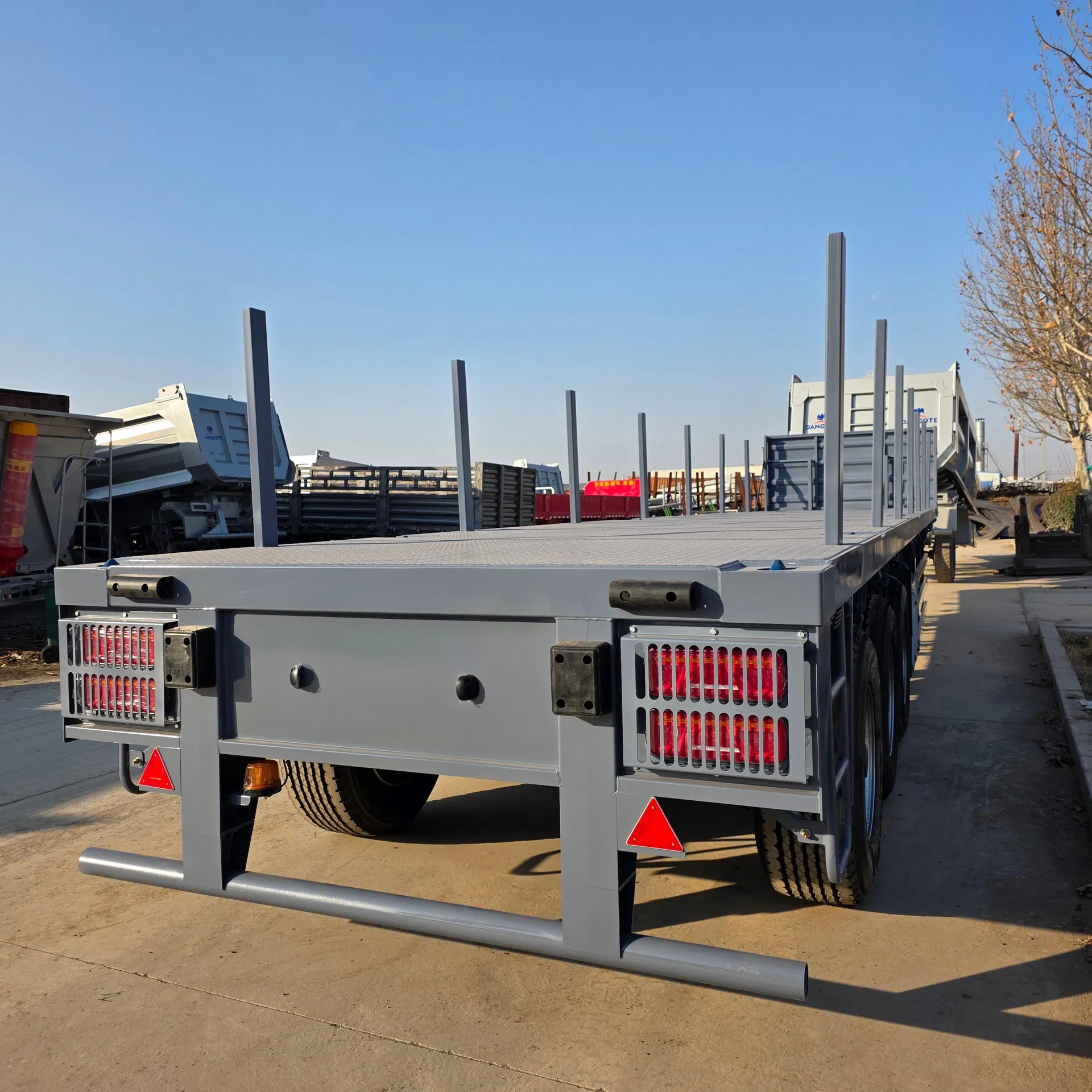 Side Posts Pipes Semi Trailer 2