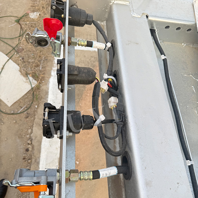 Car Carrier Semi-Trailer for 5/6/7/8/10 Cars Automatic Transporter Galvanizing of The Whole Trailer Available for Sale