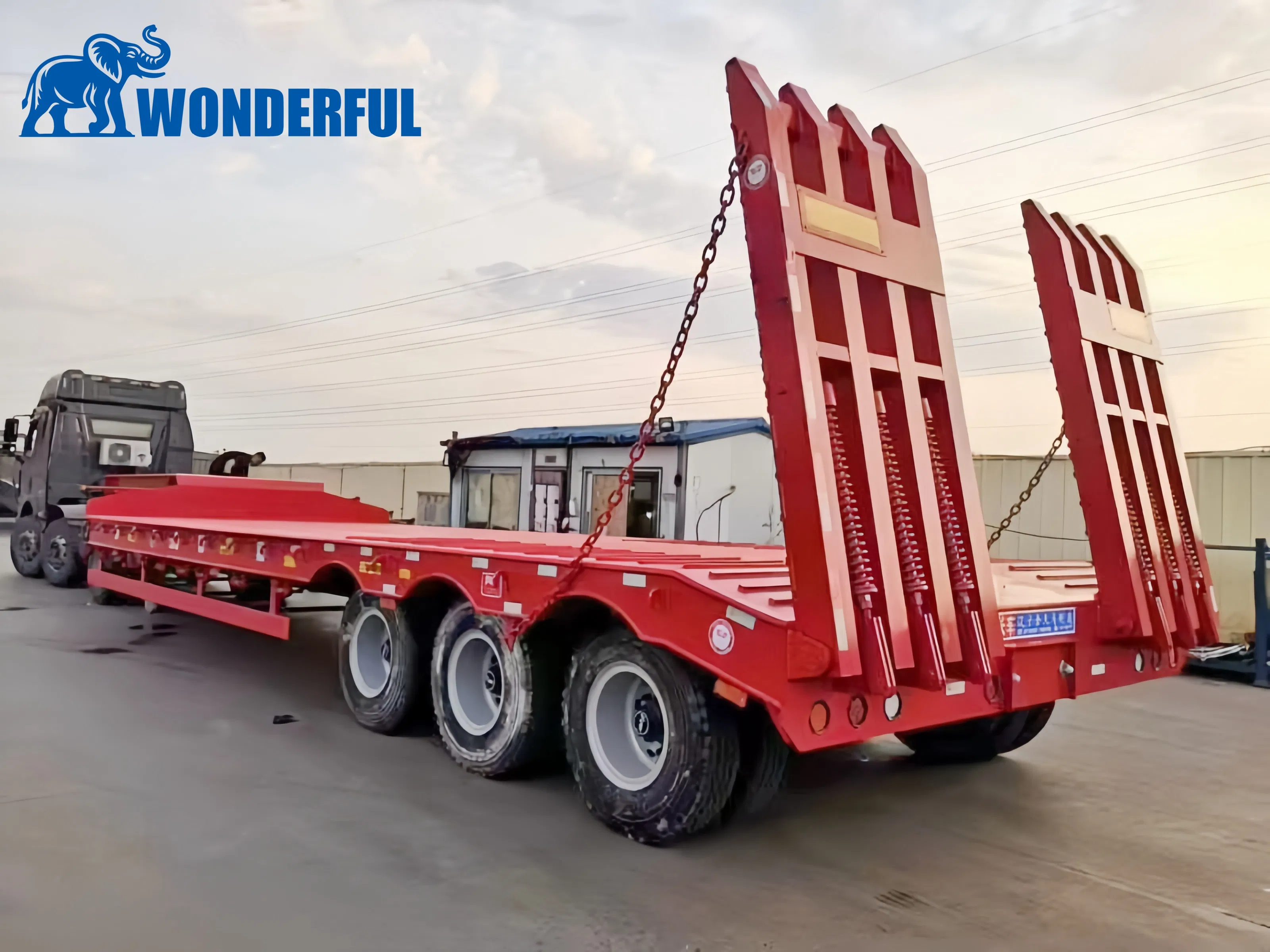 Triple Axle Sinotruck 90ton Capacity Width Ramps Dovetail Leveling Valve Flatbed Uhaul Double Drop Valve Vintage Unloading Low Loader Lowboy Semi Trailer