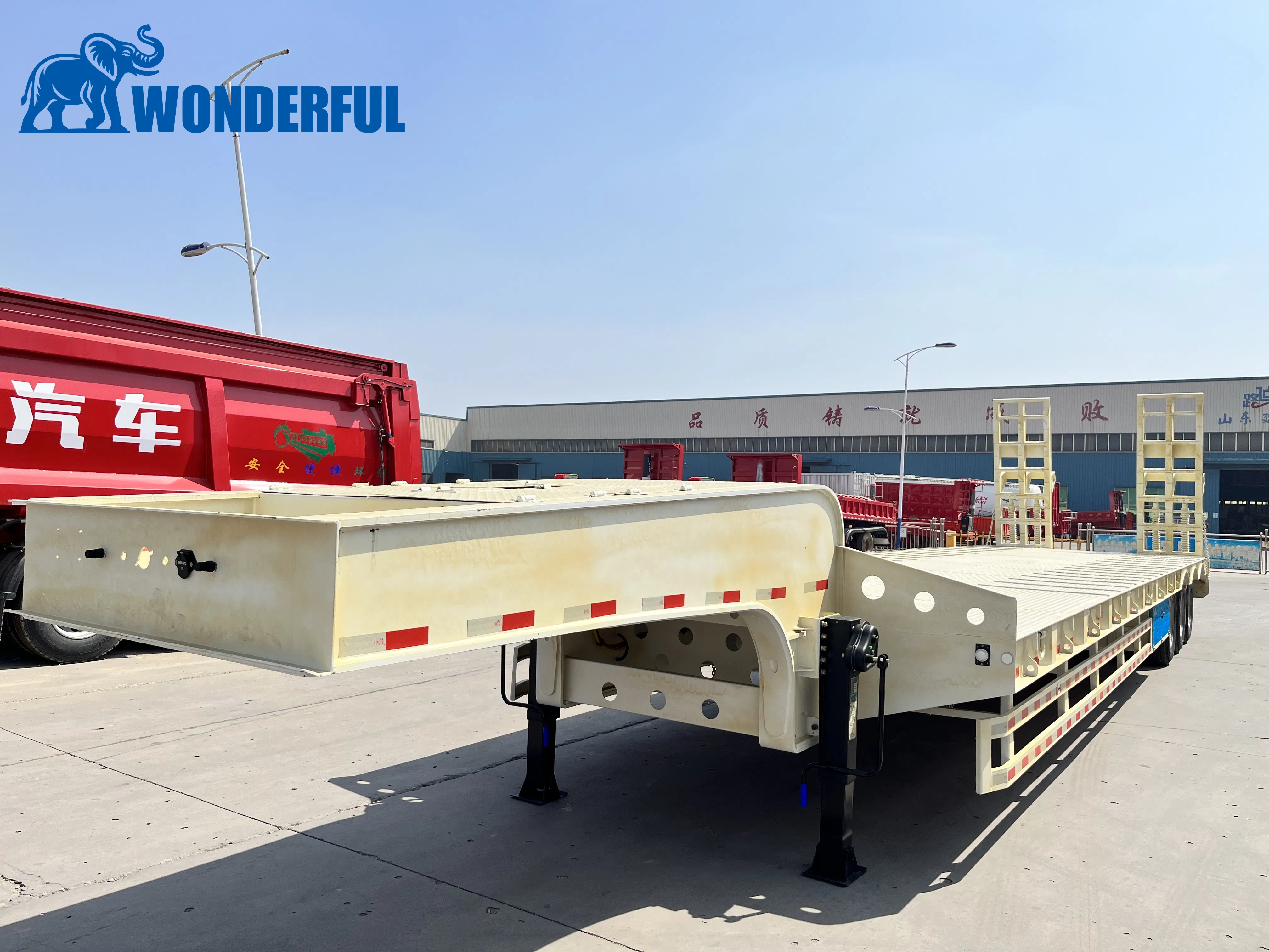 4 Axle 90t Sinotruck Enclosed Equipment Empty Weight Double Drop Detachable Diagram Clip Deck Height Connection Cylinders Low Loader Lowbed Truck Semi Trailer