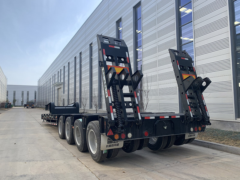 Vehicle Master 3 Axles 80 Ton Lowboy Lowbed Double Drop Deck Heavy Duty Semi Trailer