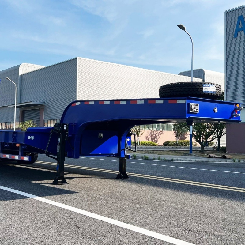 60 Ton Capacity Perfect for Machinery Transport Lowboy Semi-Trailer