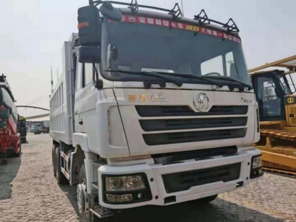 Used Shacman F3000 Heavy Duty 6X4 Left Hand Drive Diesel 11 Wheels Euro 2 Weichai Engine Dump Truck for Sale