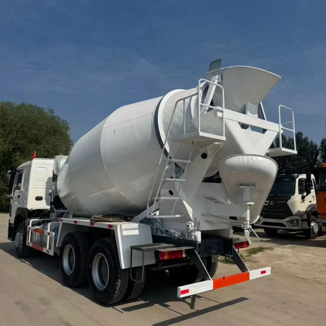 8/10/12/15 Cbm Engineering Auto Feeding Mobile Concrete Mixer Truck/Transit Mixer