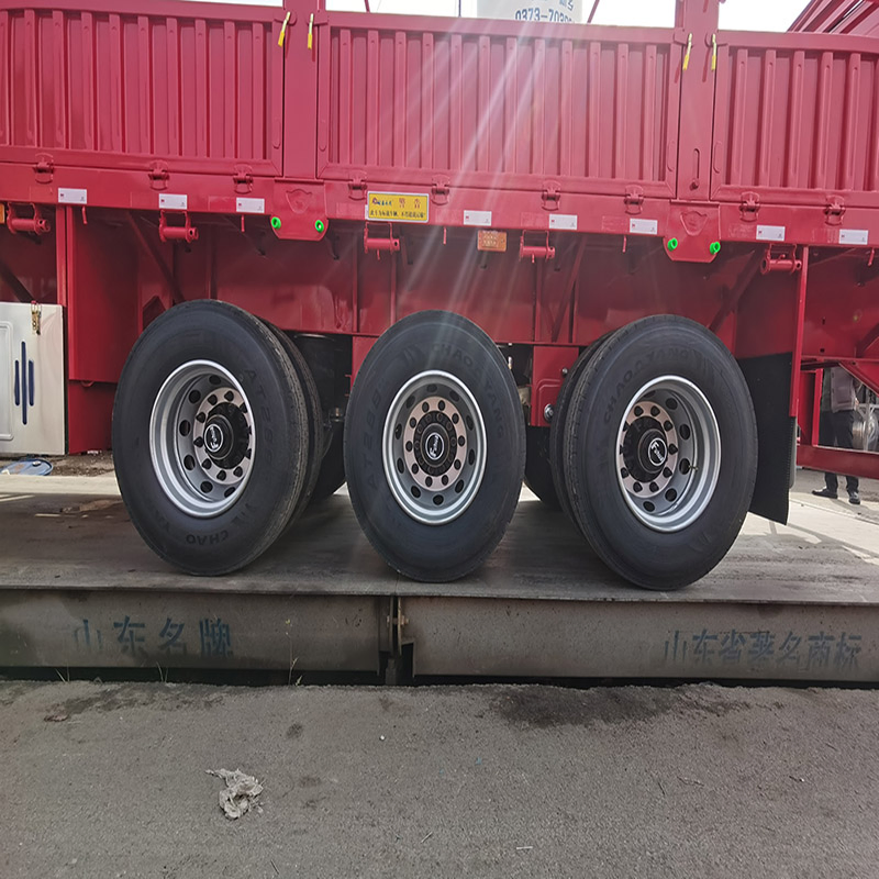 Heavy Duty Flatbed Semi-Trailer with Removable Side Gates &amp; Reinforced Structure Multi-Purpose Cargo Transport Trailer for Logs, Steel, Building Materials