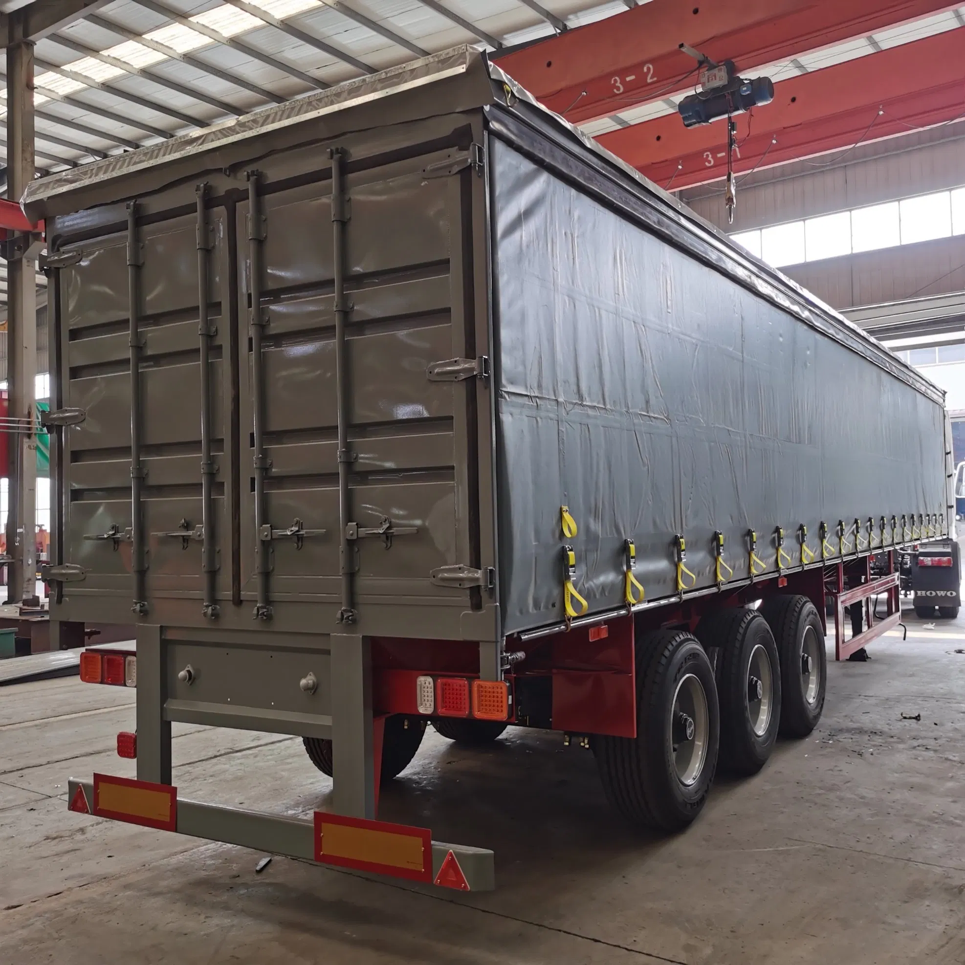 Top Enclosed Curtain Side Box Trailer Semi Trailer Cargo Trailer