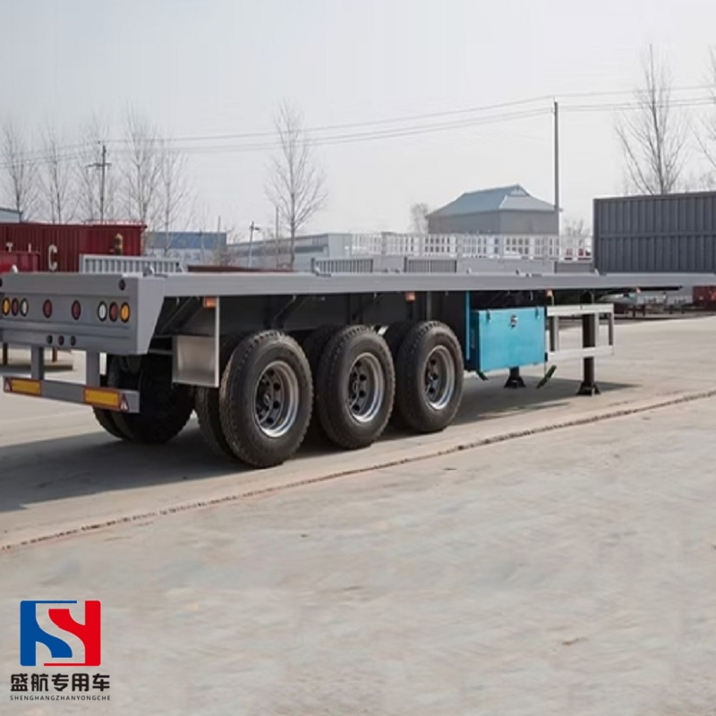 Heavy-Duty Low Flatbed Semi Trailer for Truck Efficient Cargo Transport