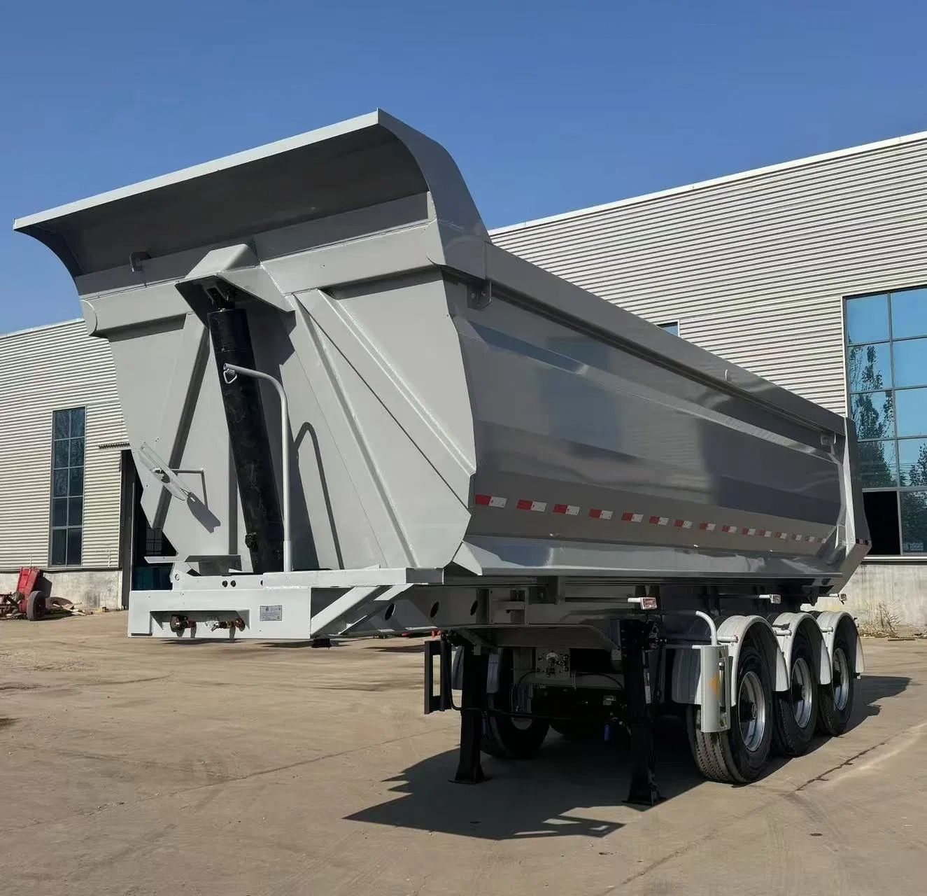 High Load-Bearing Capacity Rear Dump Truck Semi-Trailer with ISO9001 CE CCC ECE Gcc Certification