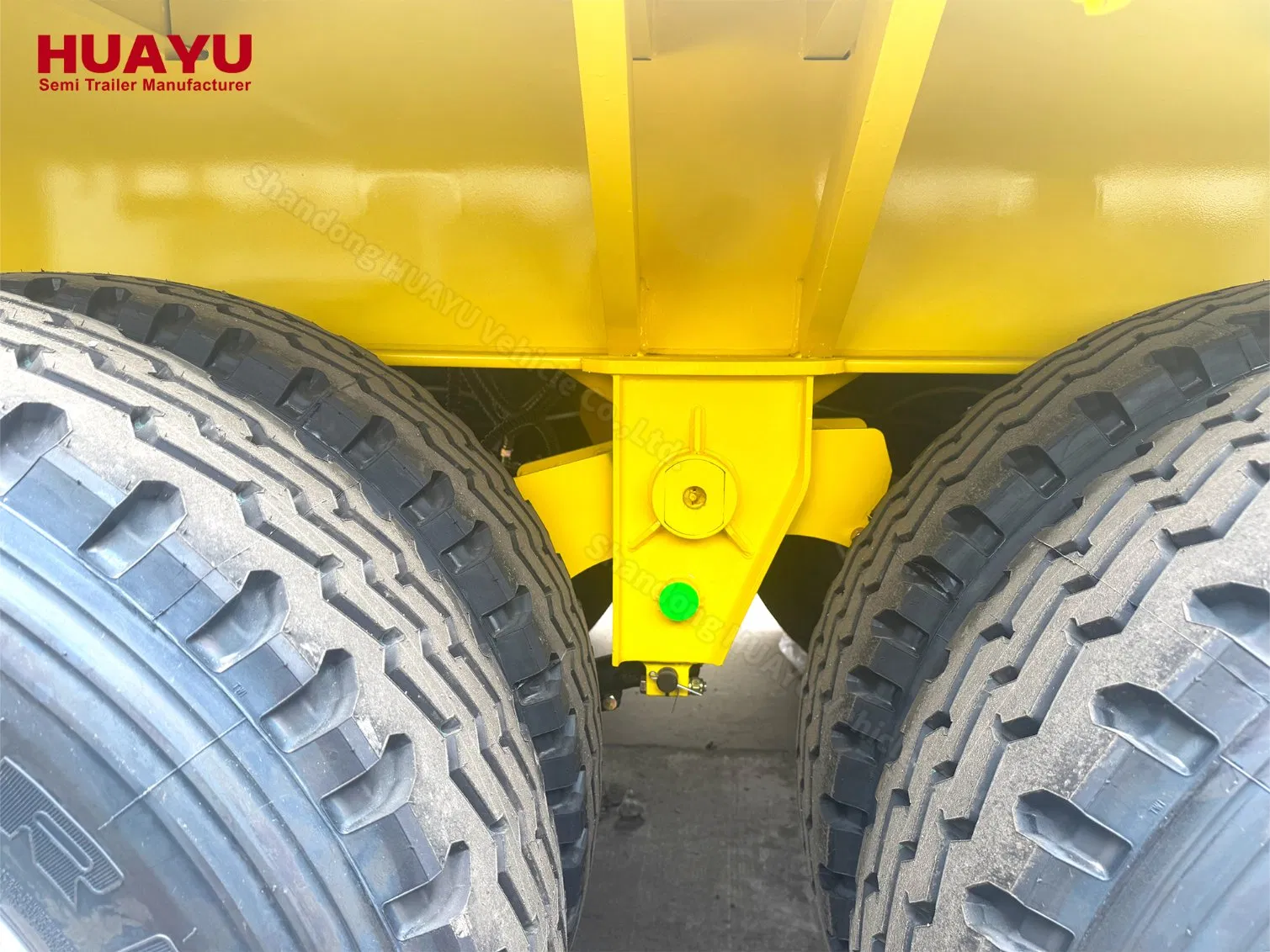 Yellow Flatbed Semi-Trailer for Logging Operations 3-Axle Heavy Duty Build