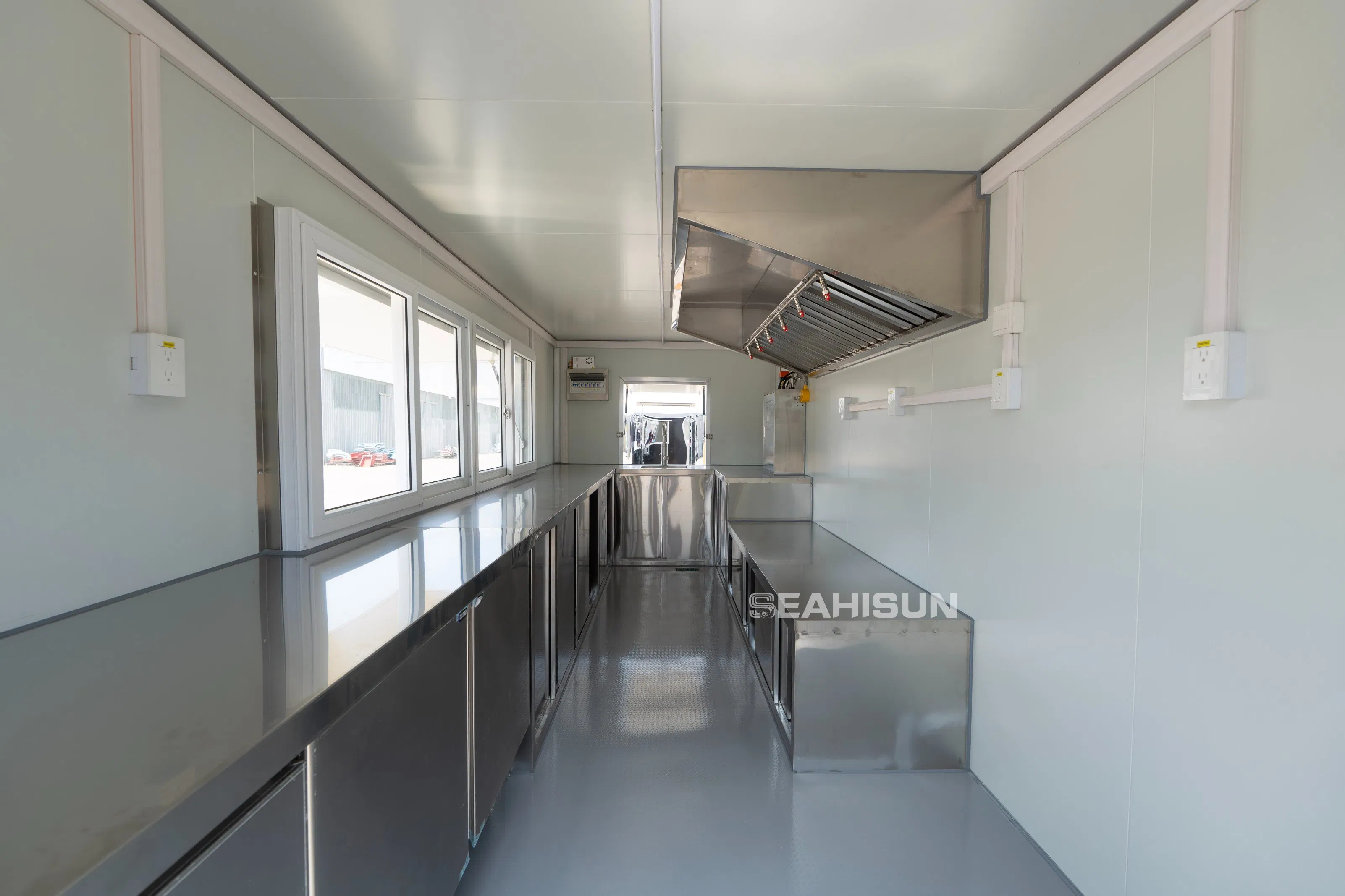 Custom Street Portable Towable Mobile Container BBQ Restaurant Bar Concession Food Truck Vending Cart Outdoor Pizza Fast Food Trailer with Full Kitchen for Sale