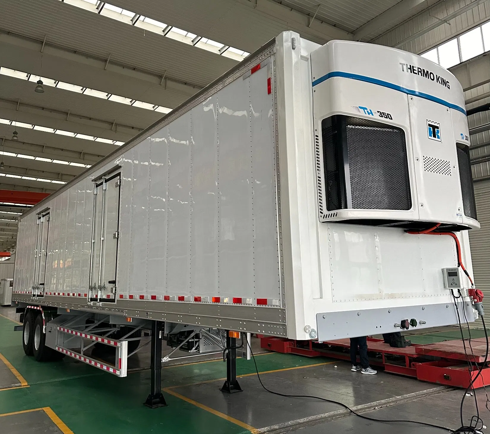 13.6m Refrigerated Semi-Trailer Aluminum Alloy Refrigerated Van Thermo King Refrigeration Unit