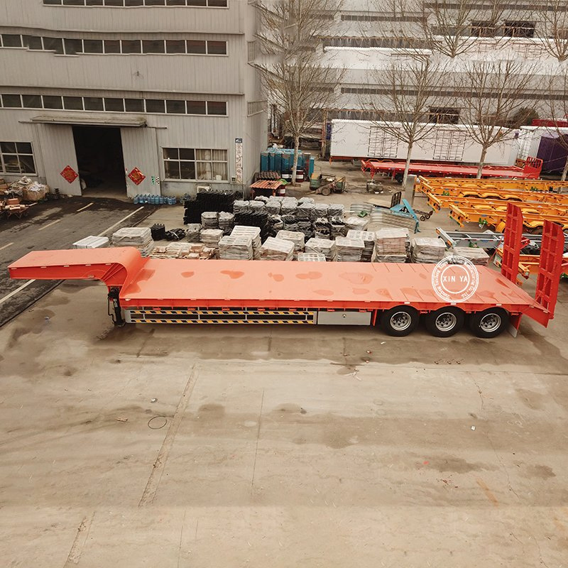 Heavy Duty 3 Axis 50 Ton Gooseneck Lowbed Trailer Hydraulic Low Boy Semi Trailer Low Bed Trailer Low Loader/Lowboy with Ramp