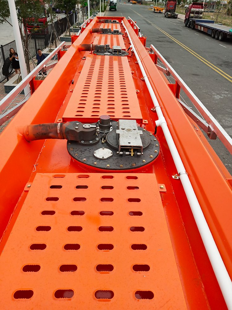 Carbon Steel Fuel Tanker Trailer Crude Oil Tank Diesel Truck Fuel Tanks Semi Trailer