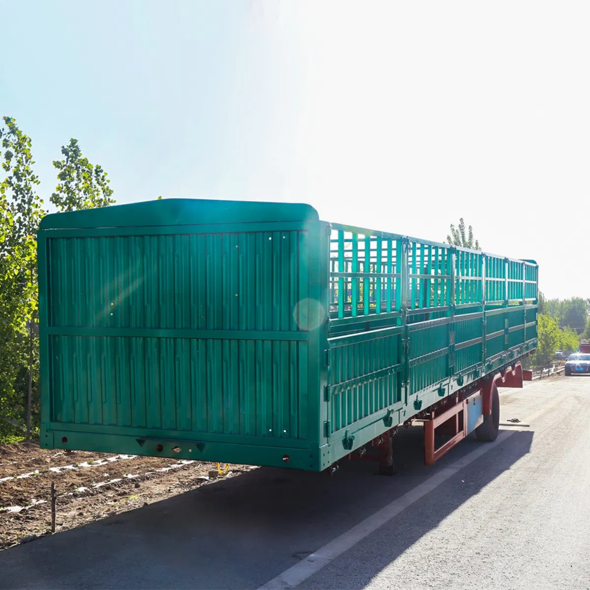 3 Axle 60 Ton Livestock Stake Fence Semi Trailer Cargo Transport for Rwanda