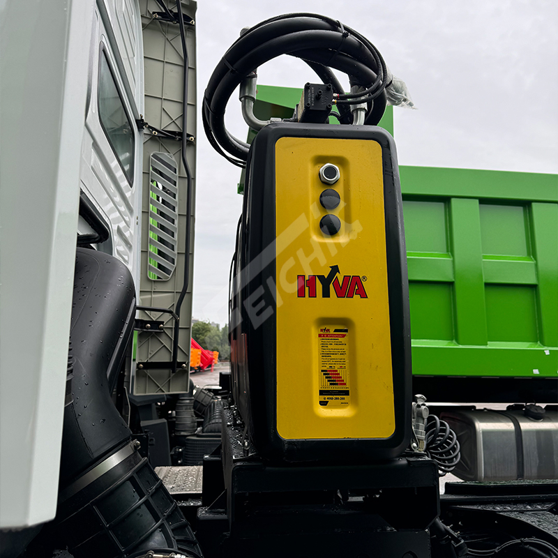 2024 Chinese Good Price Used Shacman X3000 Tractor Head Trucks 520HP 6*4 10 Wheels Heavy Duty Tractor Truck for Sale