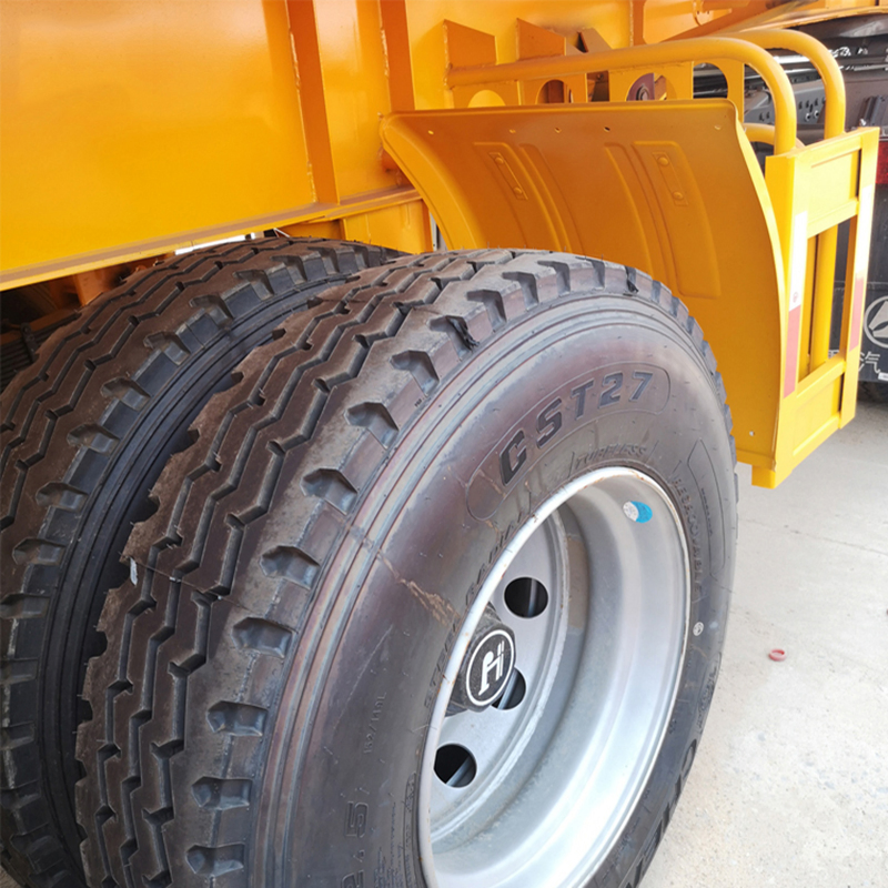 High Quality 3 Axle and 4 Axle Fence Cargo Semi Trailer 40-60t Side Wall Cargo Trailers Fence Semi Trailer Bulk Cargo Trailers Stake Utility Fence Cargo Trailer