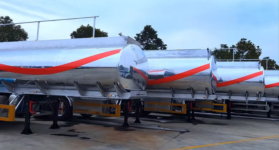 Fuel Tanker Trailer
