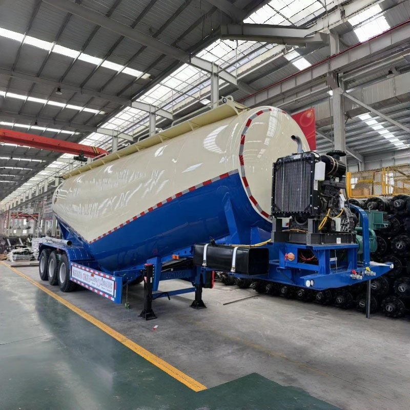 42cbm 45cbm Cement Tank Trailer / Dry Bulk Cement Tanker / Powder Tanker Trailer Carbon Steel for Cement Fly Ash Lime Powder with Fuwa BPW Axles Diesel Engine