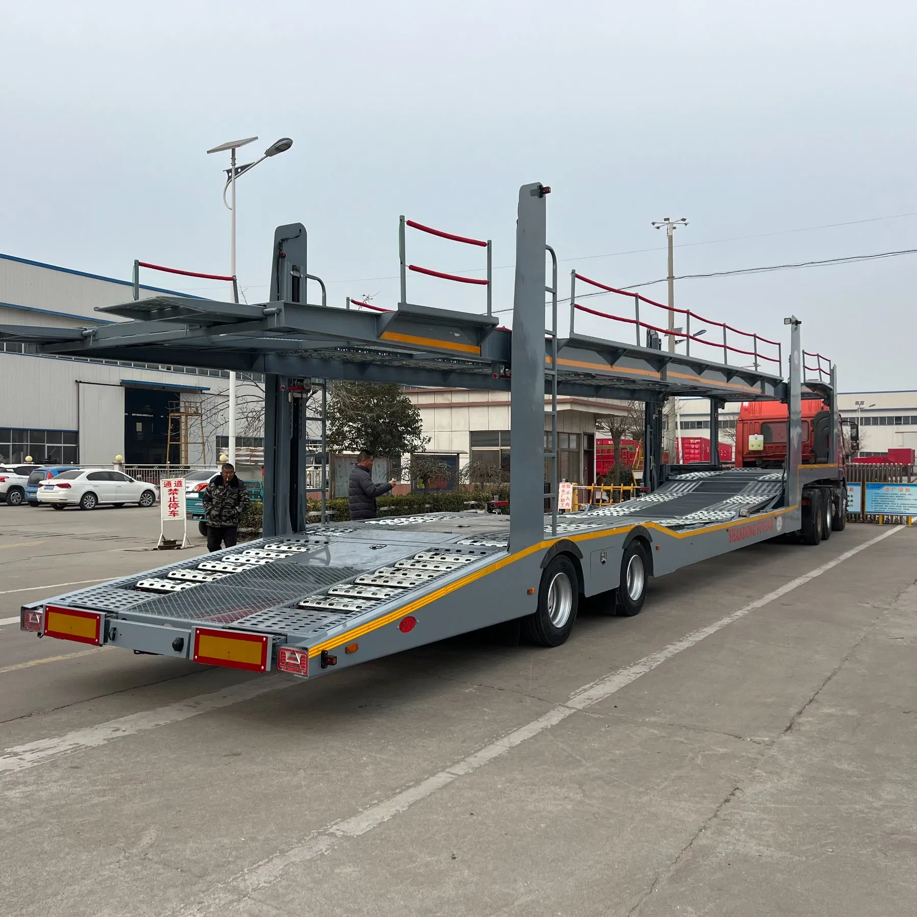 Two-Layer Hydraulic Car Transport Carrier Semi Trailer Truck Trailer for Sale