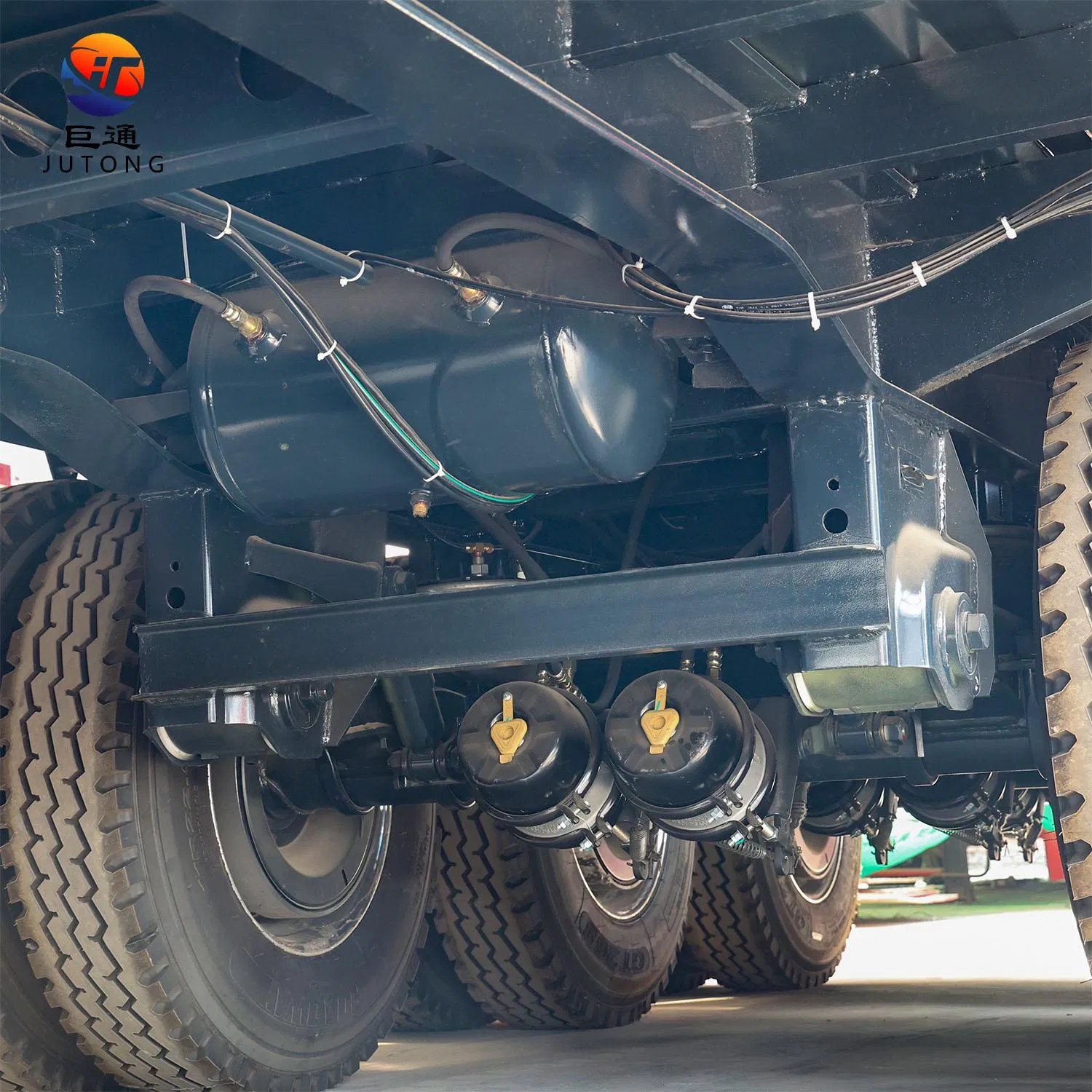 3 Axle Poultry Animal Transport Cattle Sheep Live Stock Trailers for Ghana Fence Semi Trailer Trucks